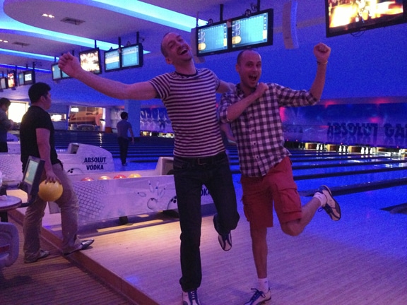 Manly bowling with Anthony Middleton from ManVsClock.com