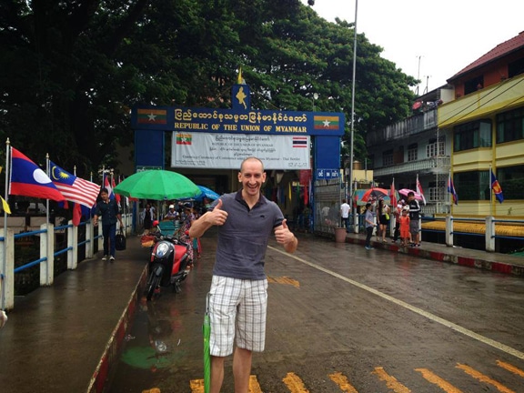 My fastest country visit yet, in and out of Myanmar in ten minutes to get a fresh fifteen days in Thailand.